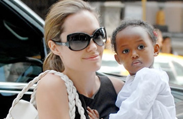 The Many Bags of Angelina Jolie - PurseBlog