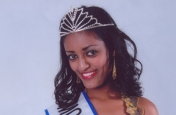 Photo Model on Beauty Queen Crowned    Model Of Africa    At Tadias Magazine